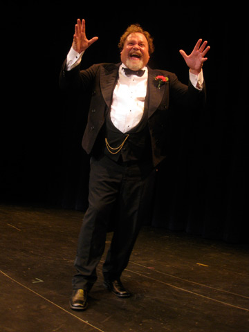 Neil Worden performing as Charles Dickens
